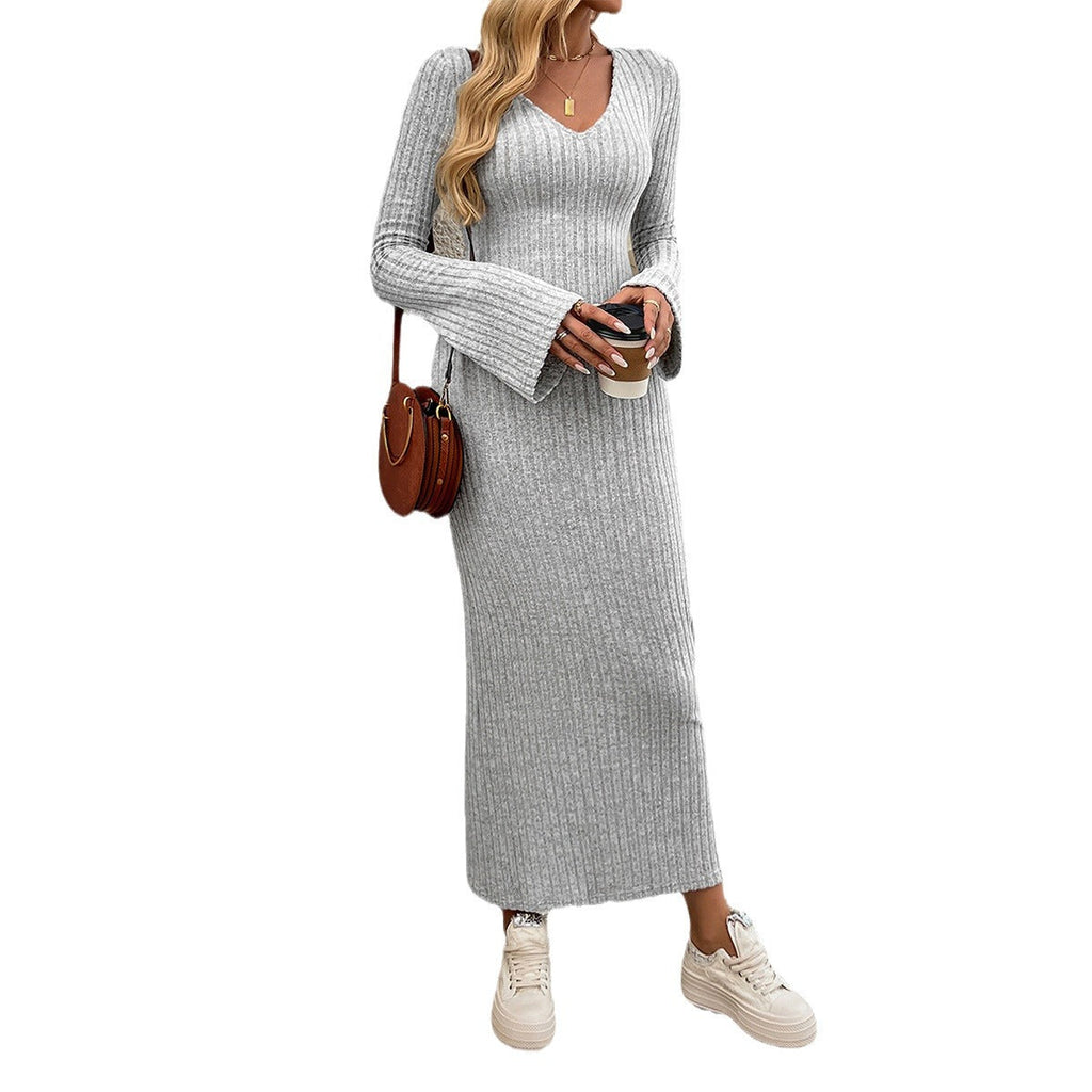 Women's knitted midi dress with V-neck and voluminous sleeves, size [size missing]