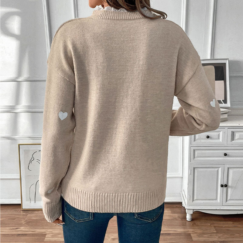 Damen Pullover mit herzförmigen Applikationen und luxuriösem Spitzenkragen GR
