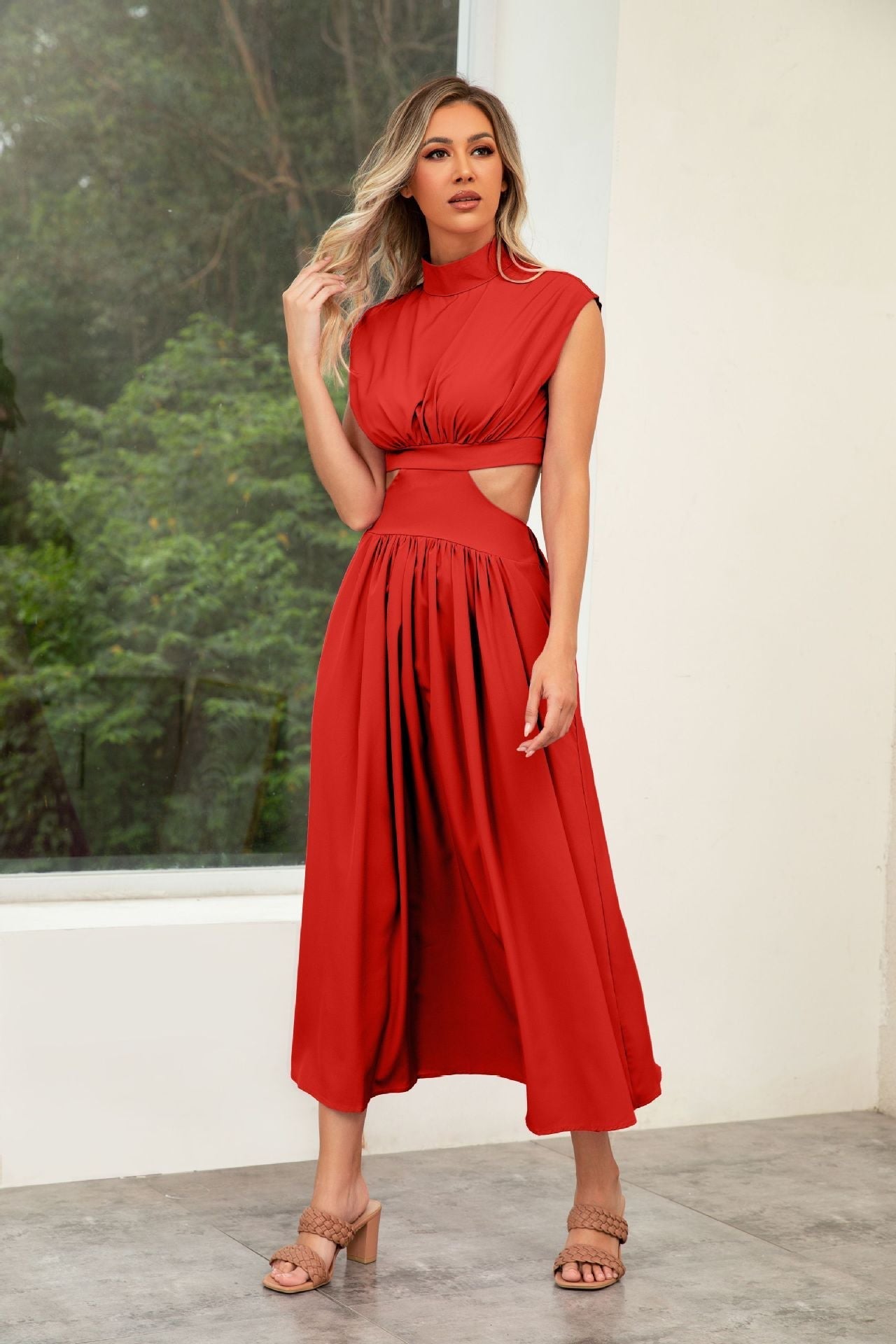 Women's cut-out summer dress with high collar, size