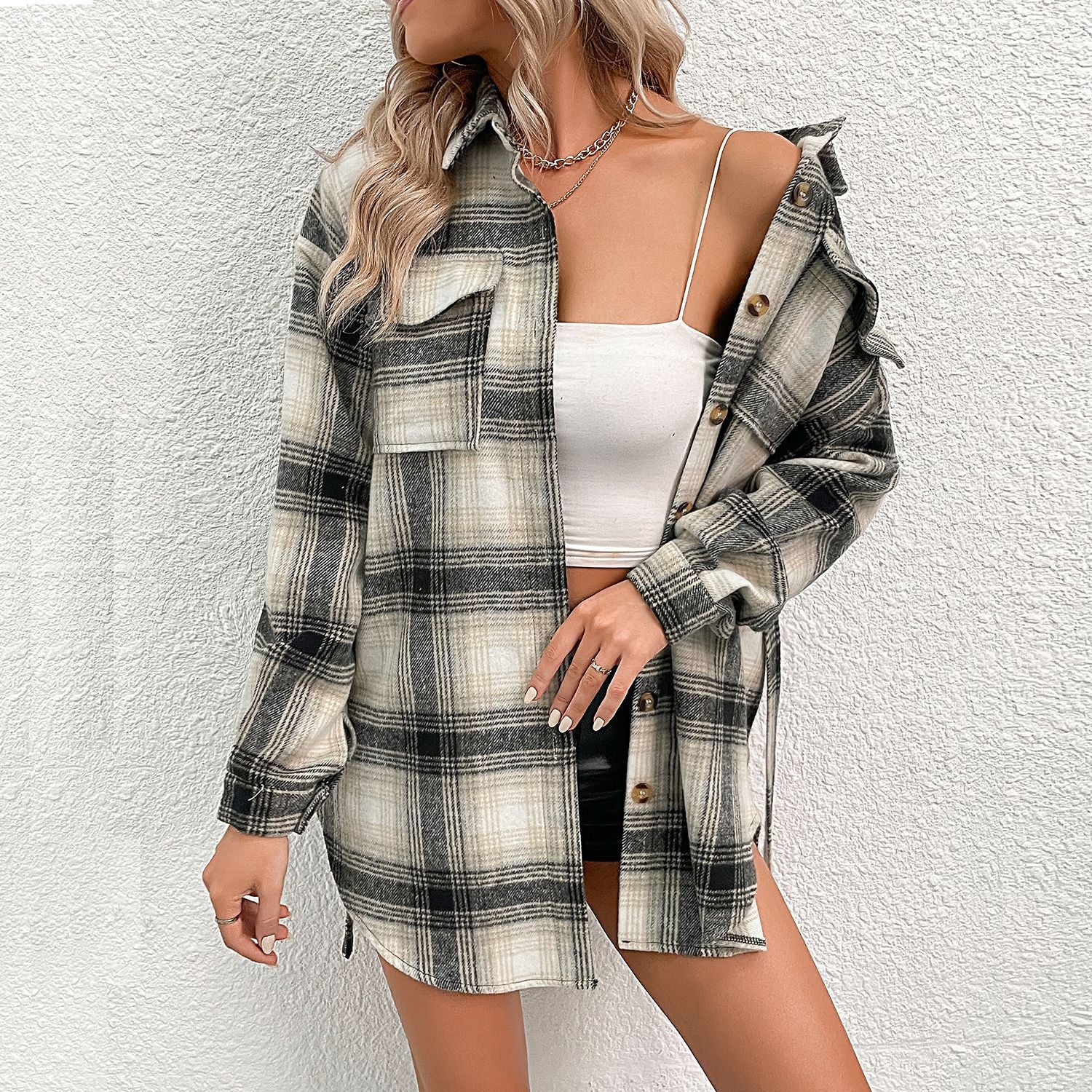 Women's casual overshirt jacket in a checked design with buttoned front, size S