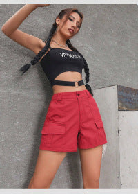 Women's cargo shorts with practical side pockets and a comfortable fit, size S