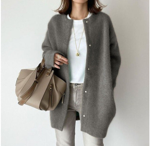 Elegant and stylish cardigan 