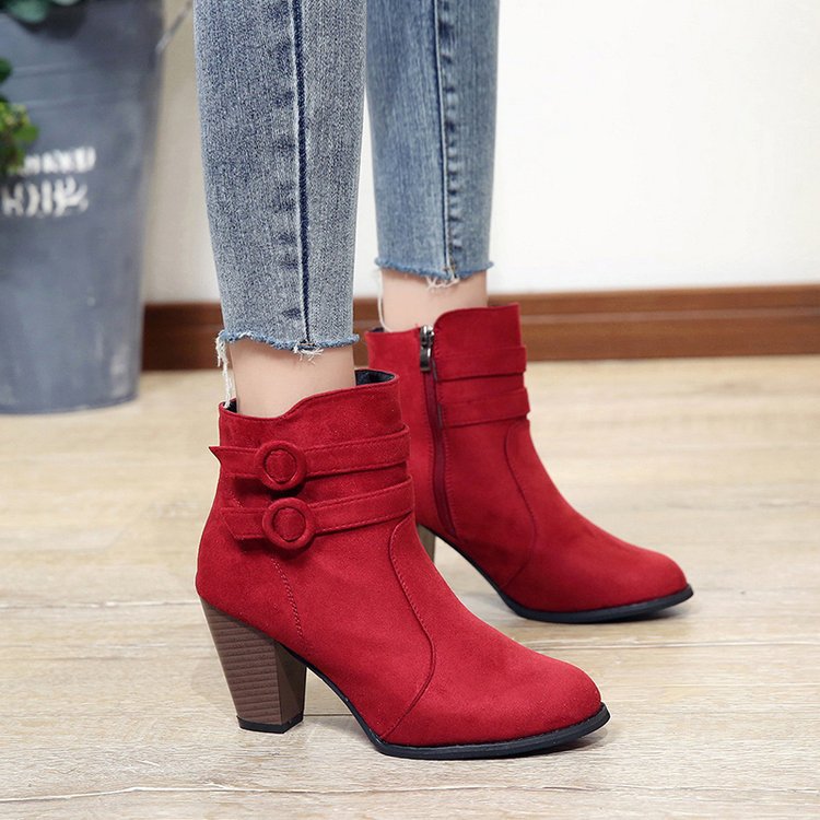 Women's ankle boots with decorative straps and elegant heel, size GR
