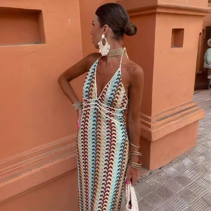 Damen Strickkleid mit tiefem V-Ausschnitt und raffiniertem Wellenmuster GR