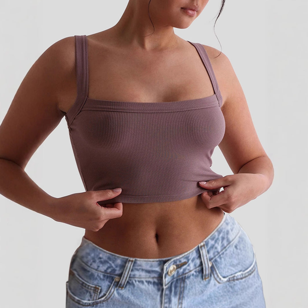 Women's figure-hugging crop top with wide straps and ribbed texture, size GR