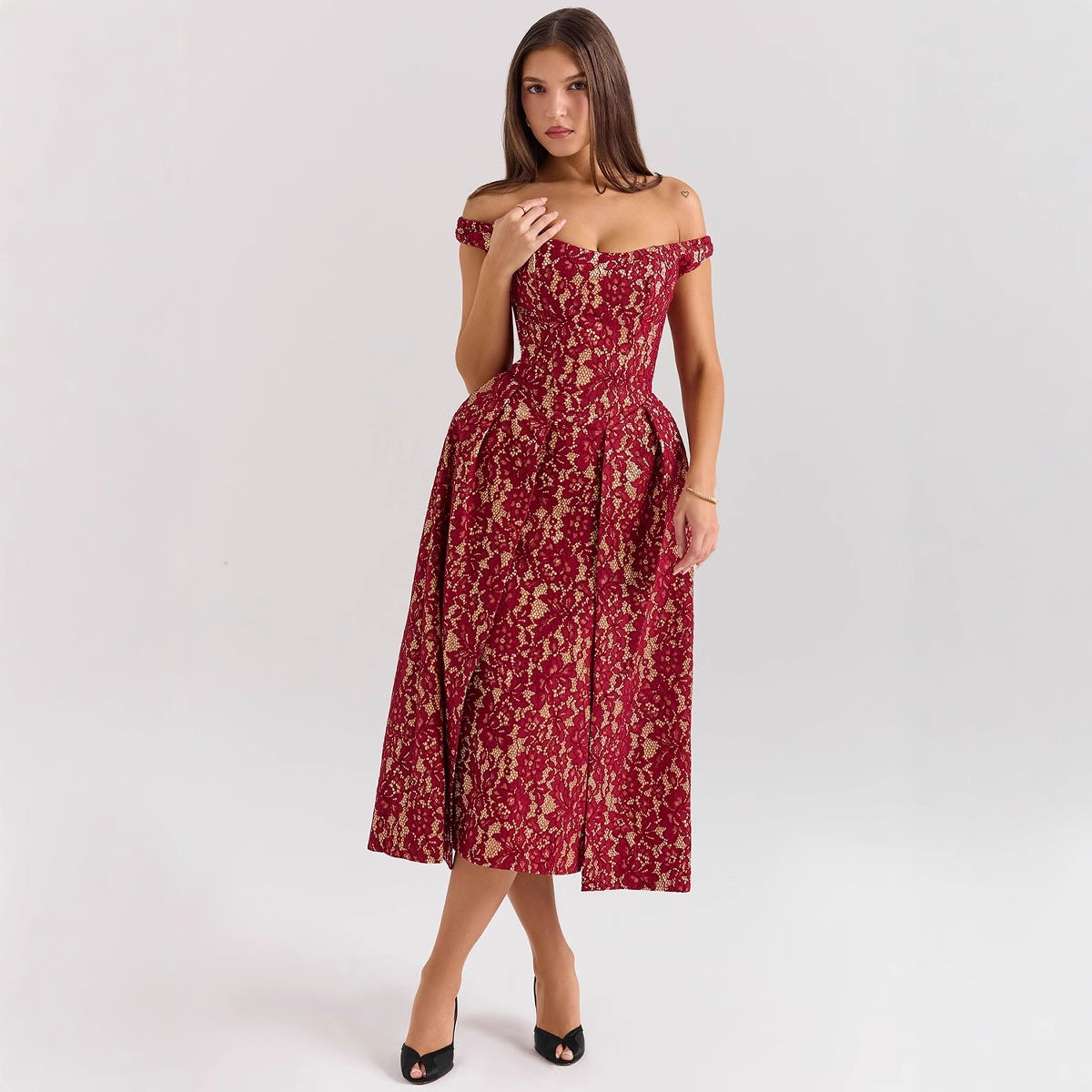 Damen Abendkleid mit schulterfreiem Design und exquisite Spitze GR
