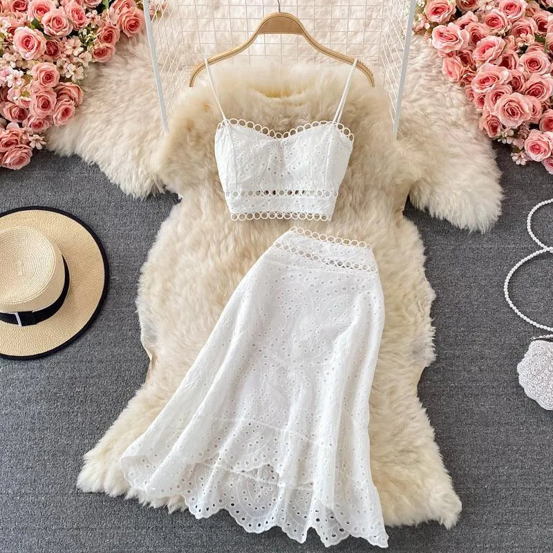 GR | Top and skirt with ruffles
