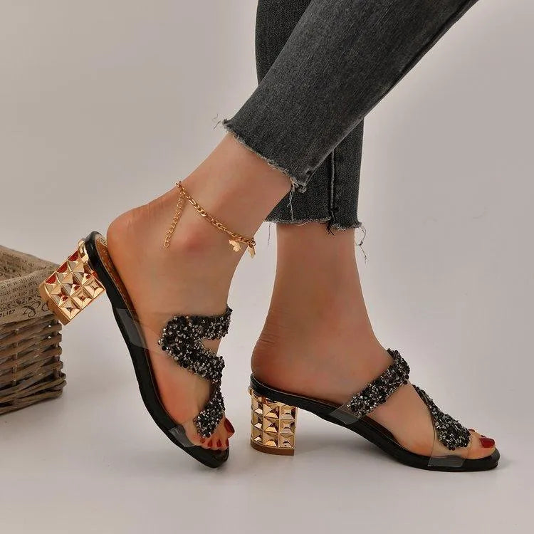 GR | Sandals with heels and sequins 