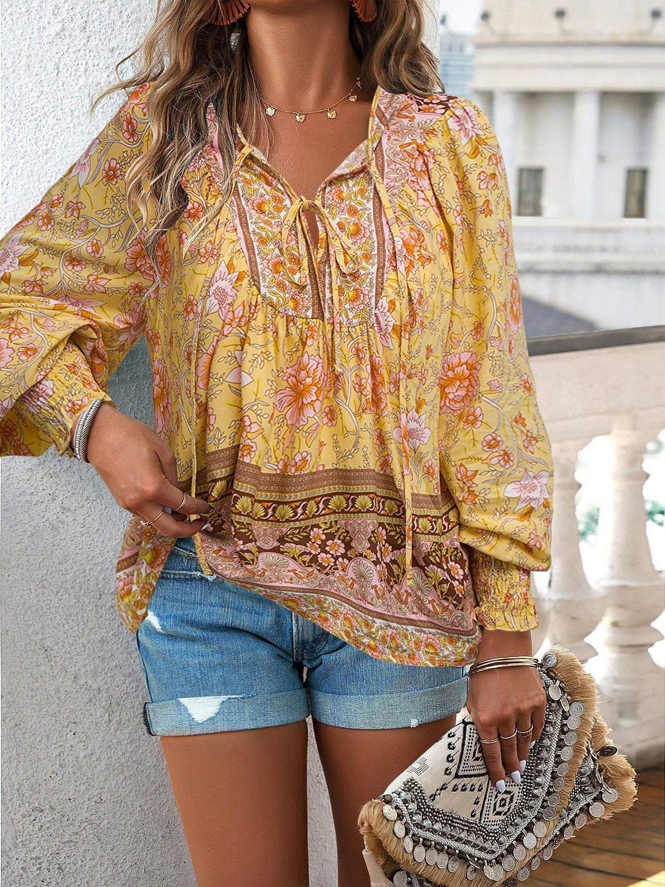 Damen Blusenshirt mit floralem Design und lässigem Schnitt GR