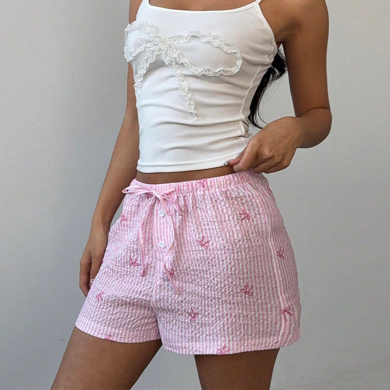 Damen kurze Schlafshorts mit niedlichem Streifenmuster und dekorativer Stickerei GR