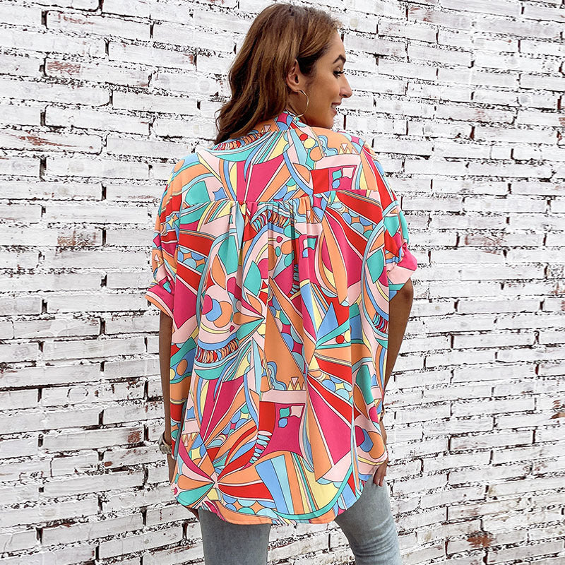 Damen farbenfrohe Bluse mit geometrischem Muster und modischer Knopfleiste GR