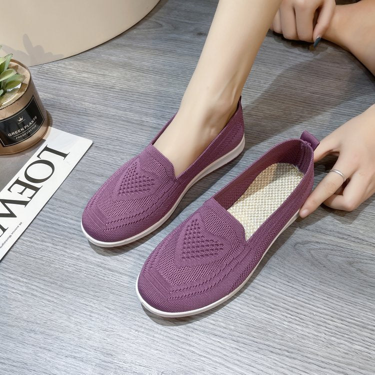 Women's comfortable slip-on sneakers with breathable knit upper, size S