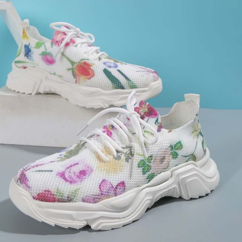 GR | Casual sneakers with floral print