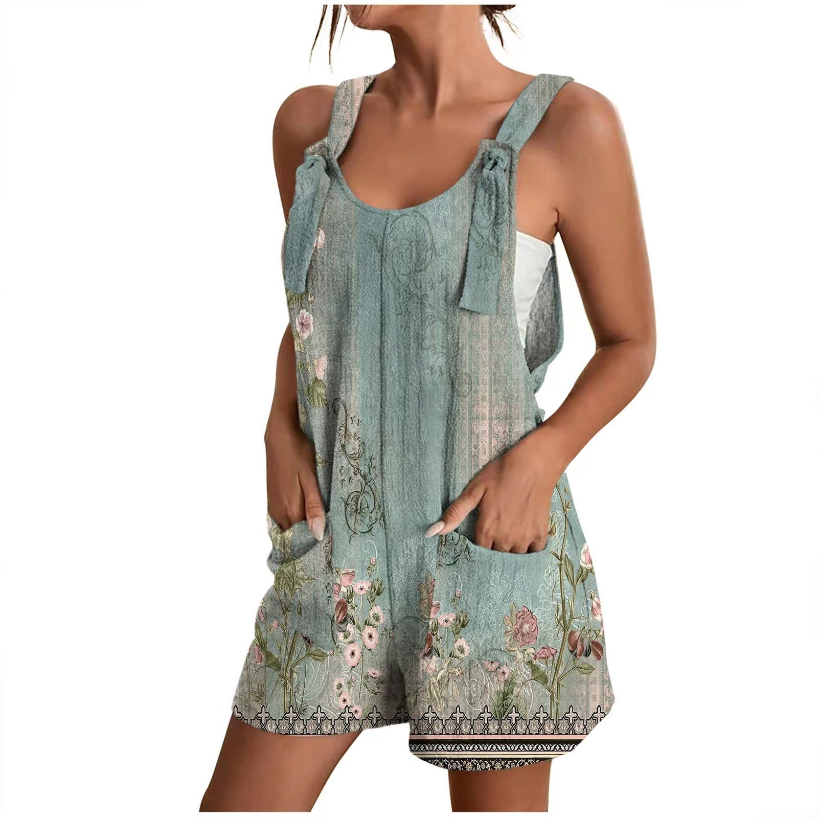 Women's airy jumpsuit with floral patterns and practical pockets, size S
