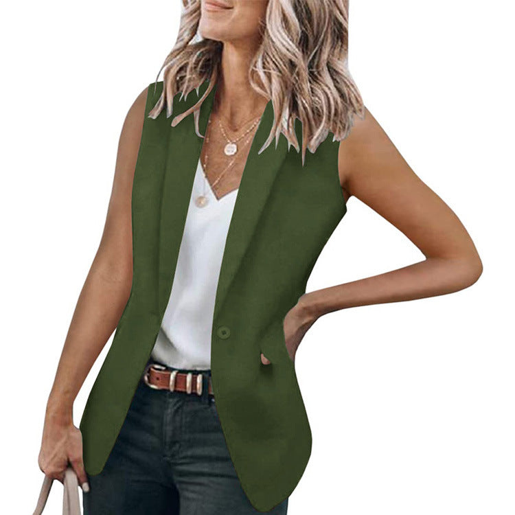 Women's sleeveless blazer jacket with an elegant cut and side pockets, size S