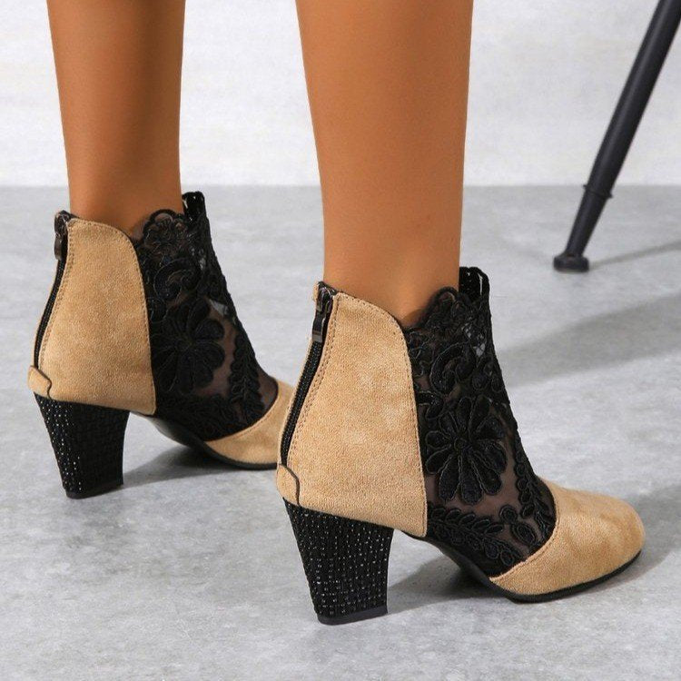 Women's ankle boots with romantic lace upper and comfortable block heel, size S