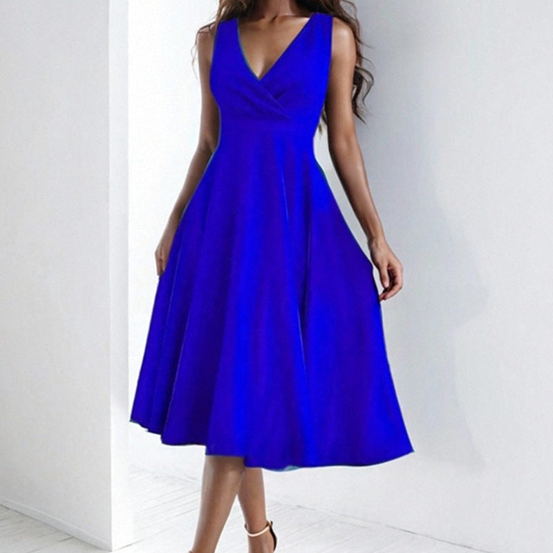 Women's elegant and airy dress with V-neck, size