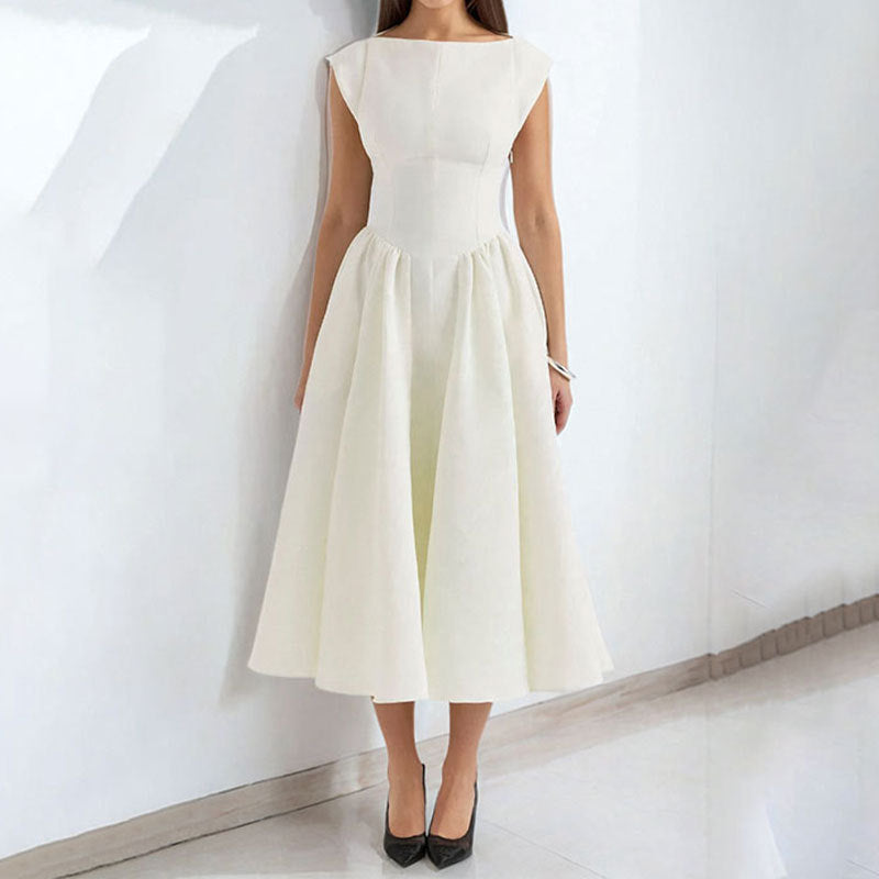 Women's elegant midi dress with fitted bodice and flowing skirt, size