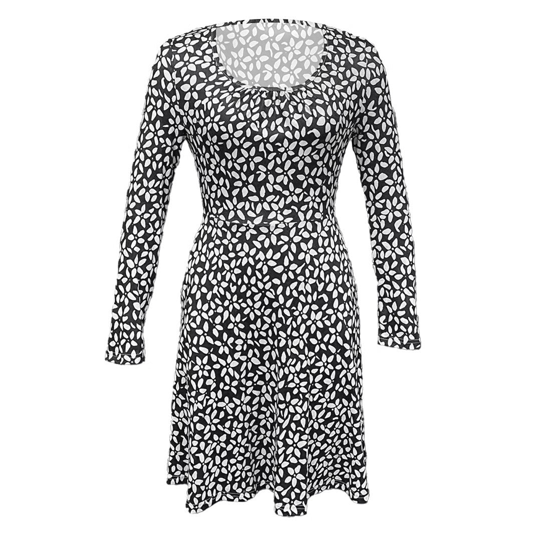 Women's blouse dress with floral design and practical pockets, size