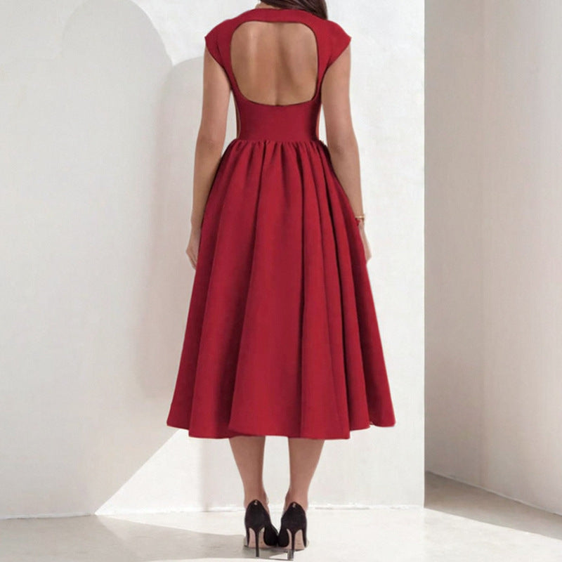 Women's elegant midi dress with fitted bodice and flowing skirt, size