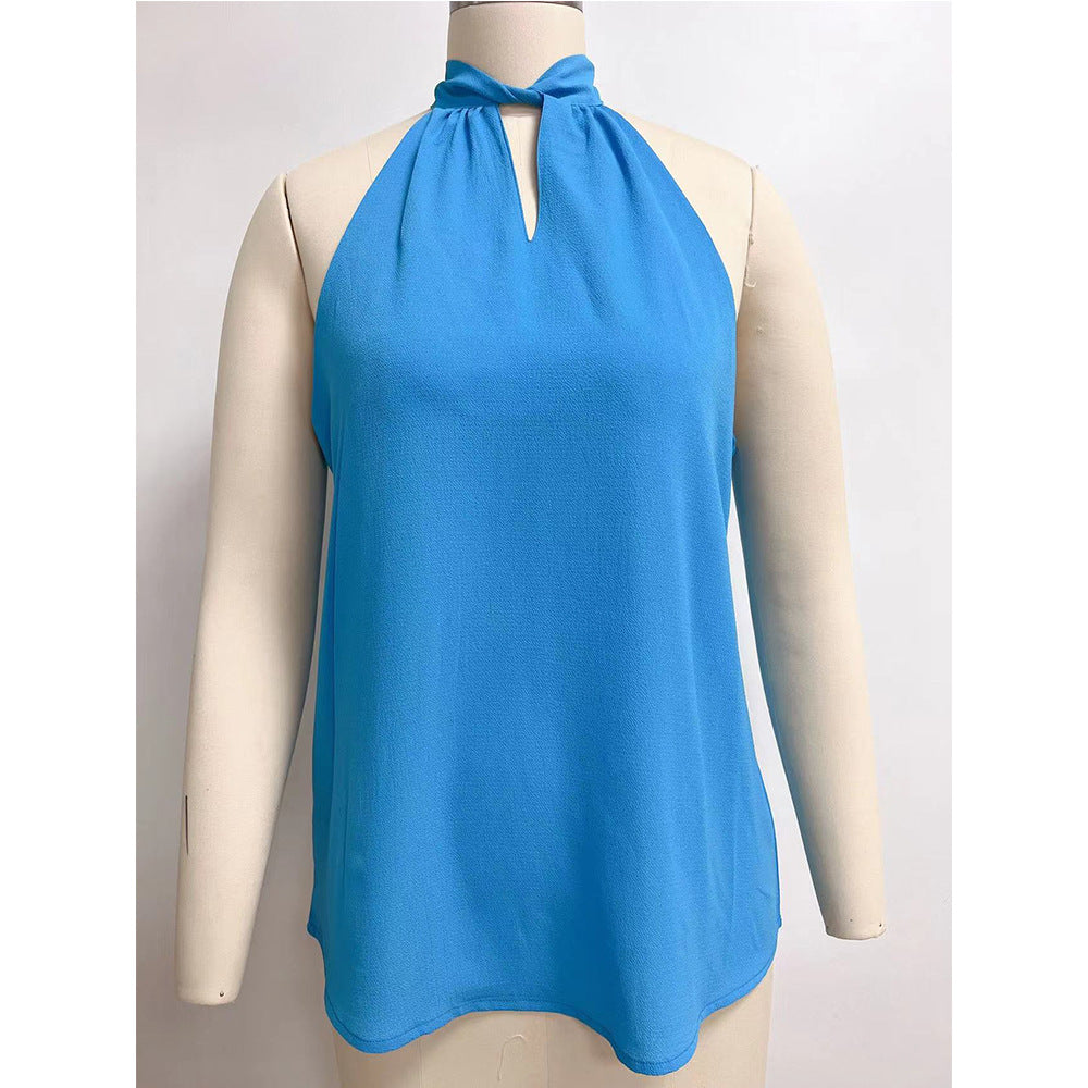 Women's sleeveless top with a chic slit neckline and fine texture, size GR