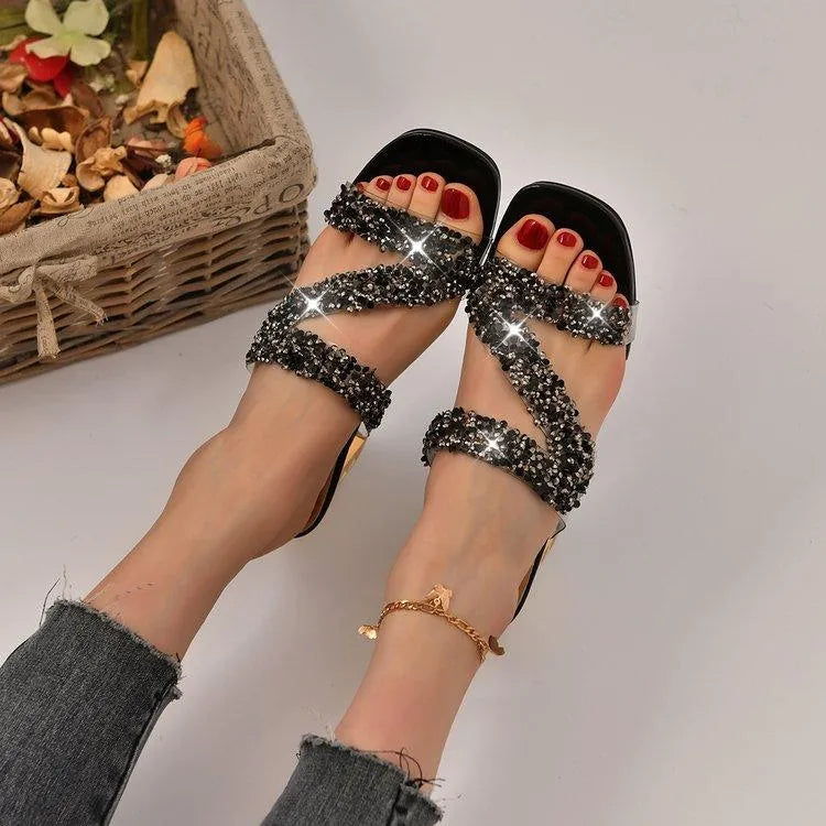 GR | Sandals with heels and sequins 