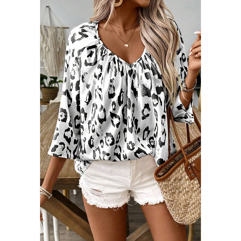 Damen Blusentop mit lockerer Passform und schickem Leo-Print GR