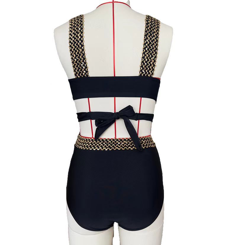 Women's high-cut bikini with fashionable wrap top and glamorous accents, size GR