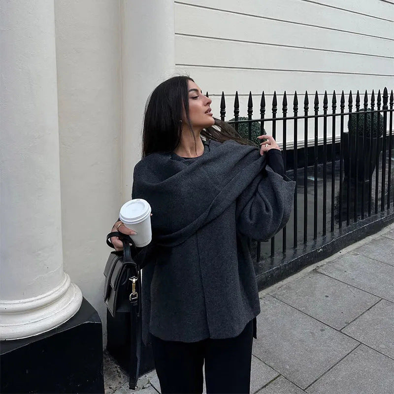 Women's oversized jacket with an elegant cut and matching scarf, size [size missing]