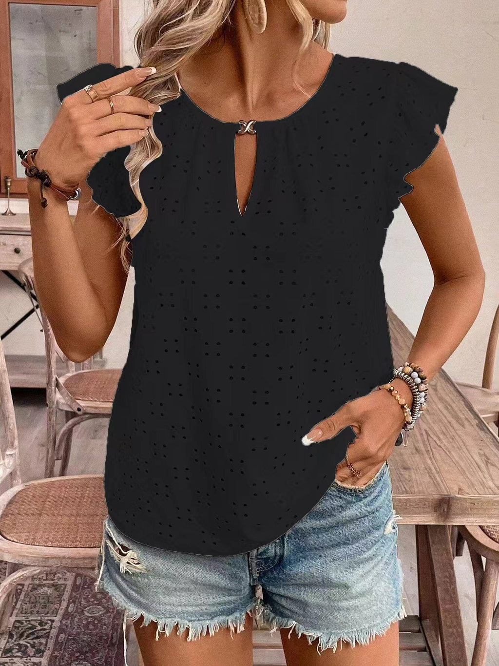 Damen Bluse mit Rüschendetails und Lochstickerei GR