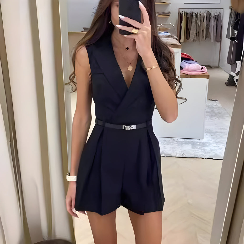 GR | Stylish sleeveless jumpsuit