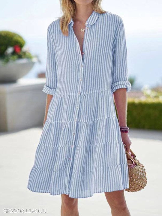 Women's airy shirt dress with animal silhouette and buttoned neckline, size S