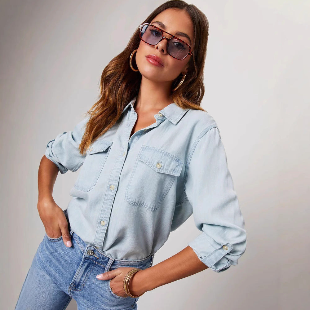 Women's denim shirt with turn-up sleeves and two chest pockets, size S
