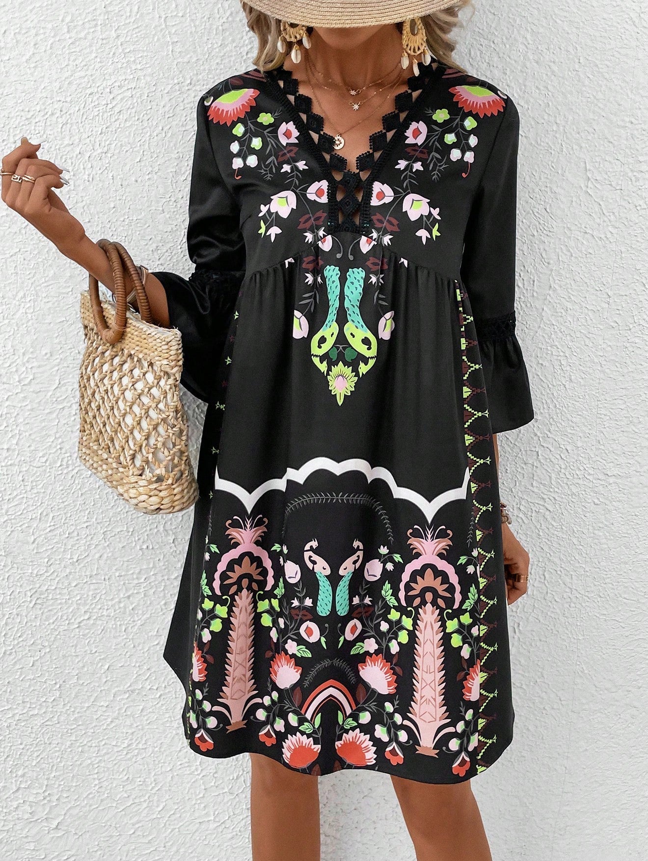 Damen Boho-inspiriertes Kleid mit verspielten Stickdetails und weich fließendem Schnitt GR