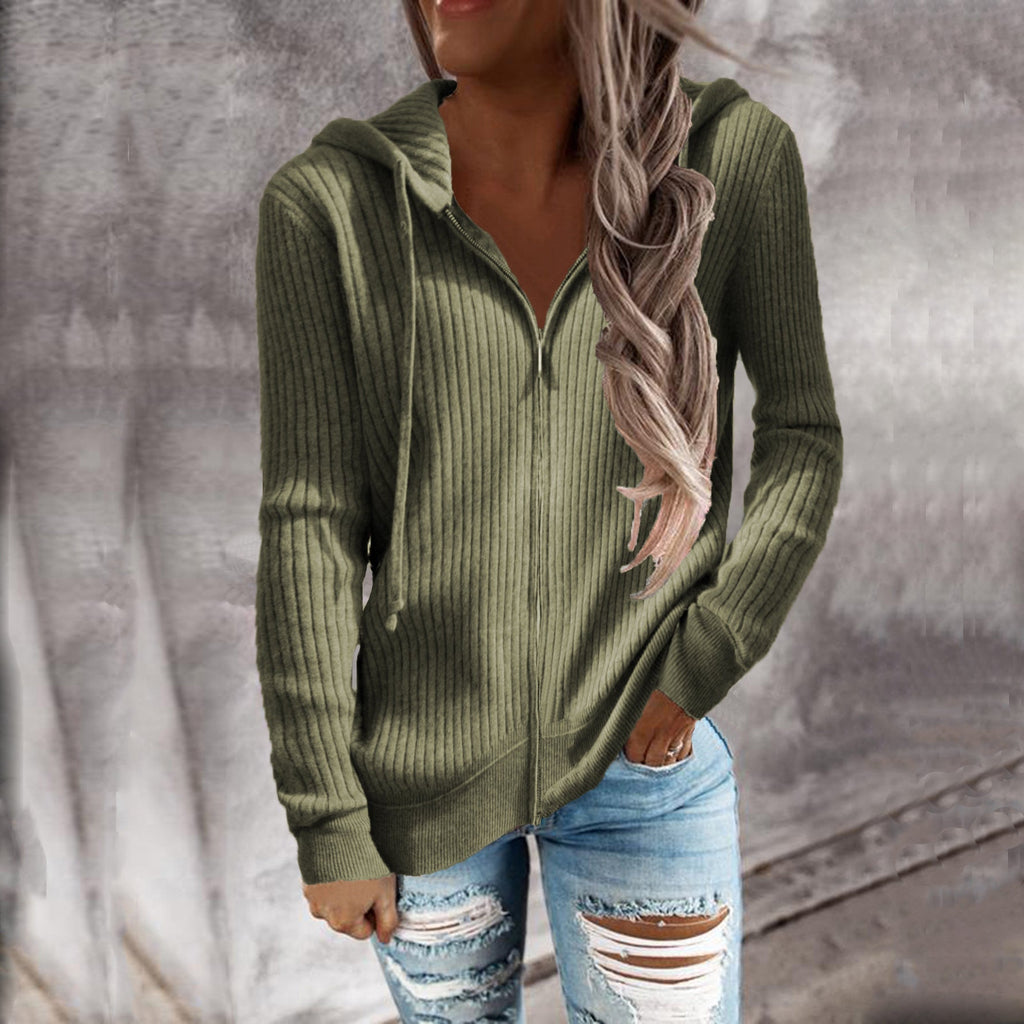 Women's hooded jacket with ribbed texture and practical pockets, size