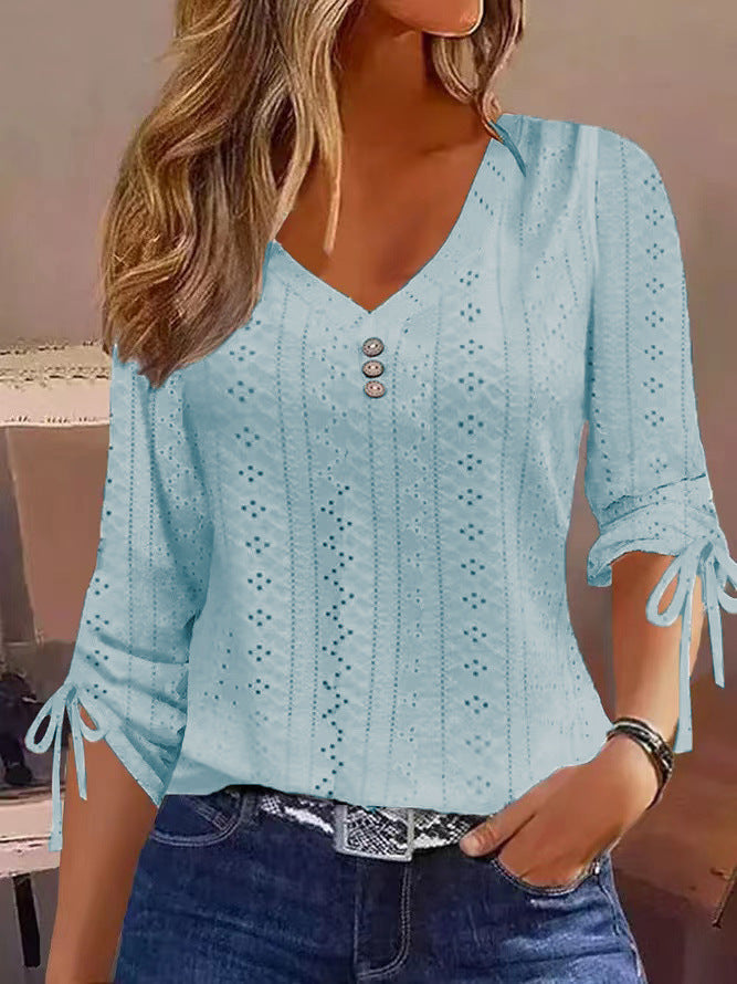 Damen Blusenshirt mit raffiniertem Lochmuster und Knopfdetails GR