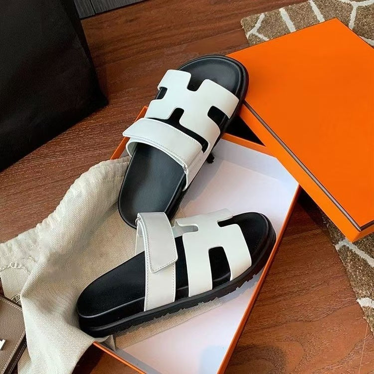 GR | Super soft and stylish slip-on sandals for women