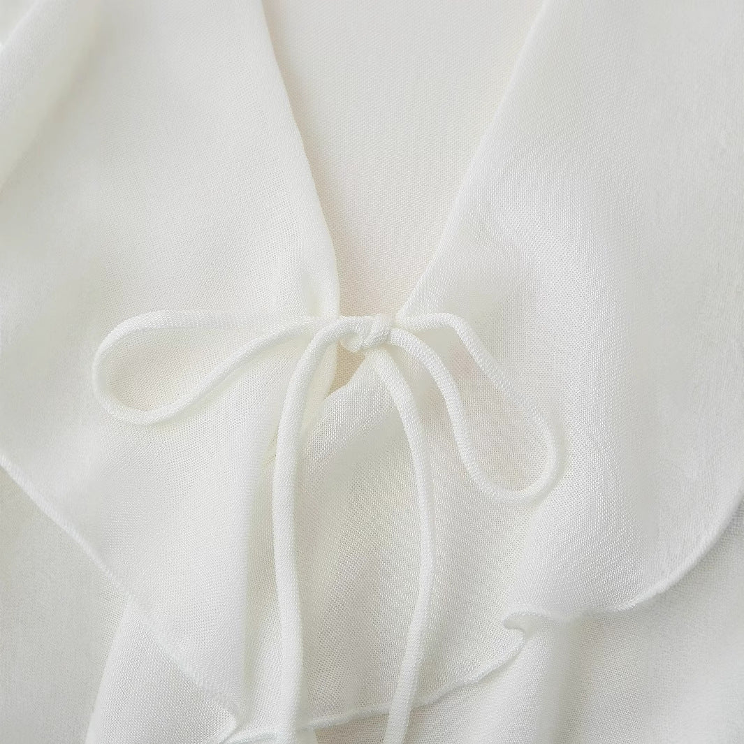 Damen Bluse mit romantischen Rüschen und tiefem V-Ausschnitt GR