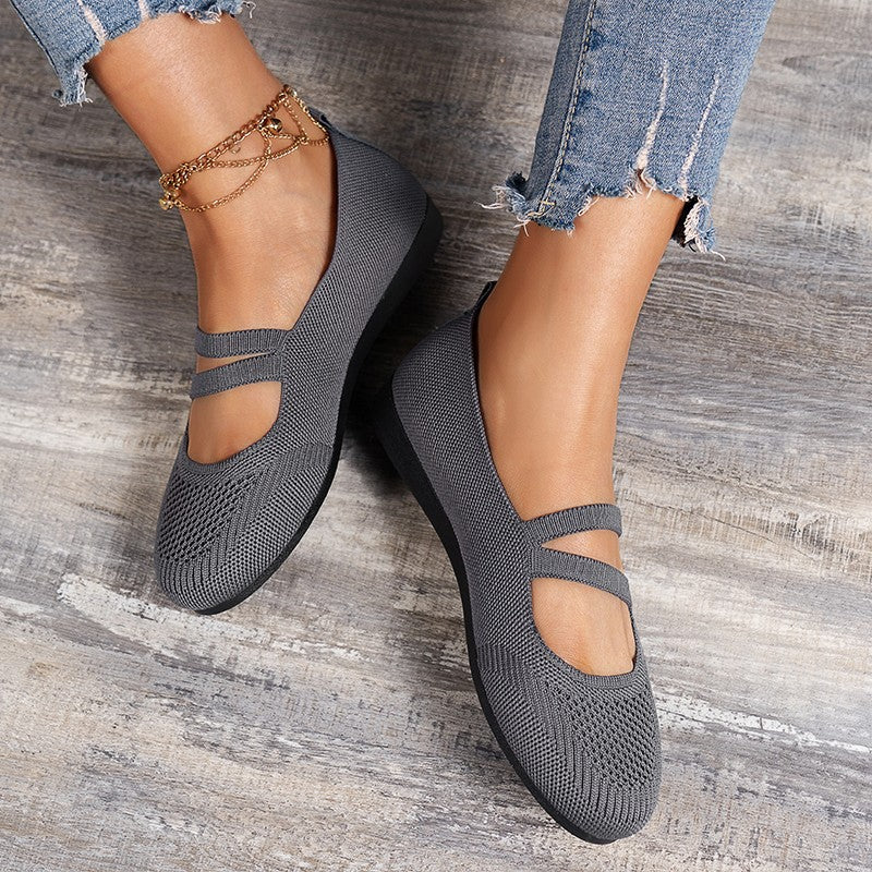 GR | Flat slippers with strap across the instep and flat sole for women