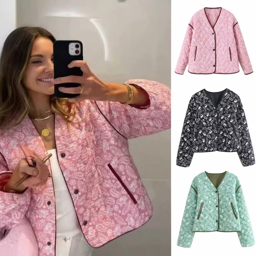 Women's quilted jacket with floral design and practical pockets, size S