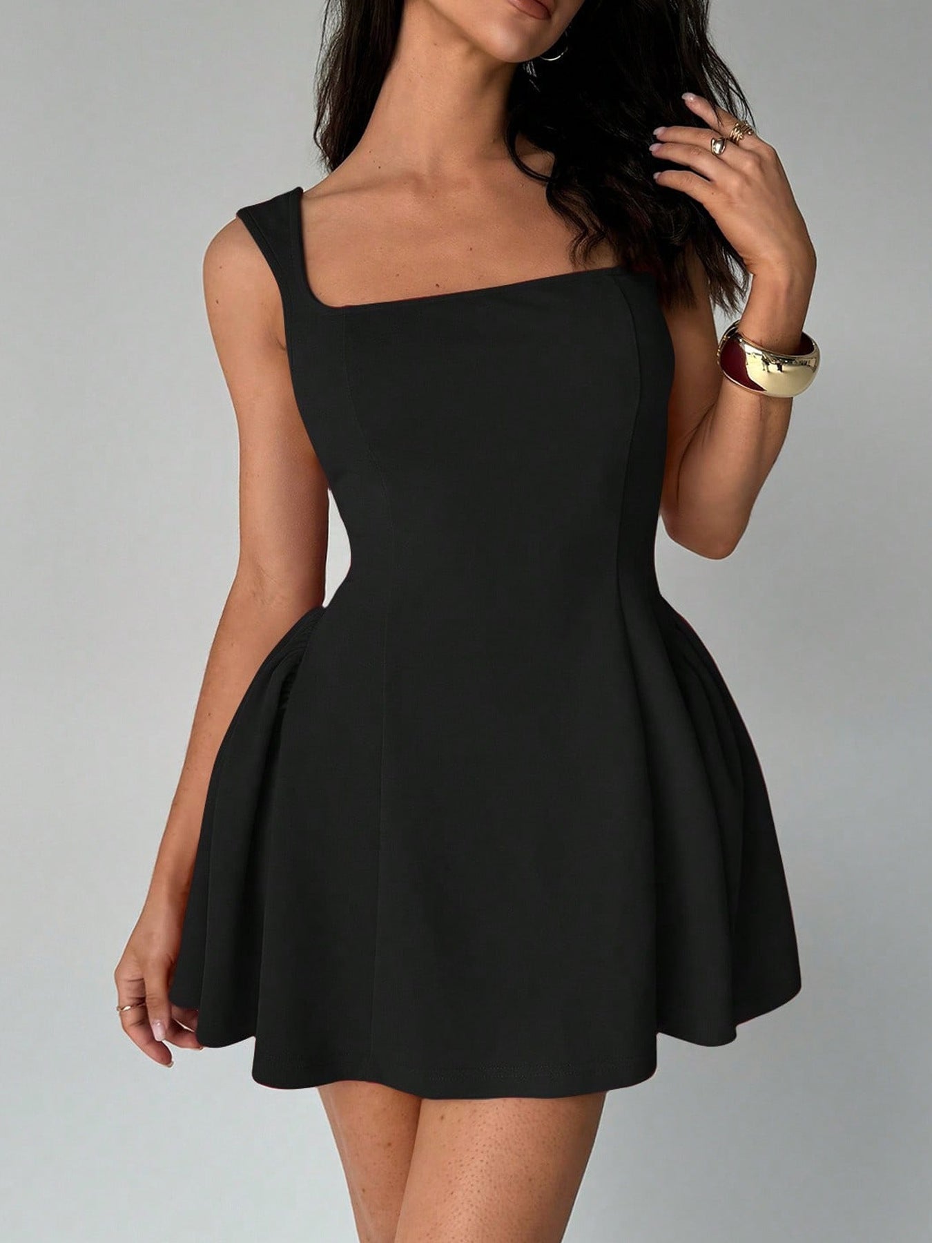 Damen A-Linien Kleid mit quadratischem Ausschnitt und schwingendem Rock GR