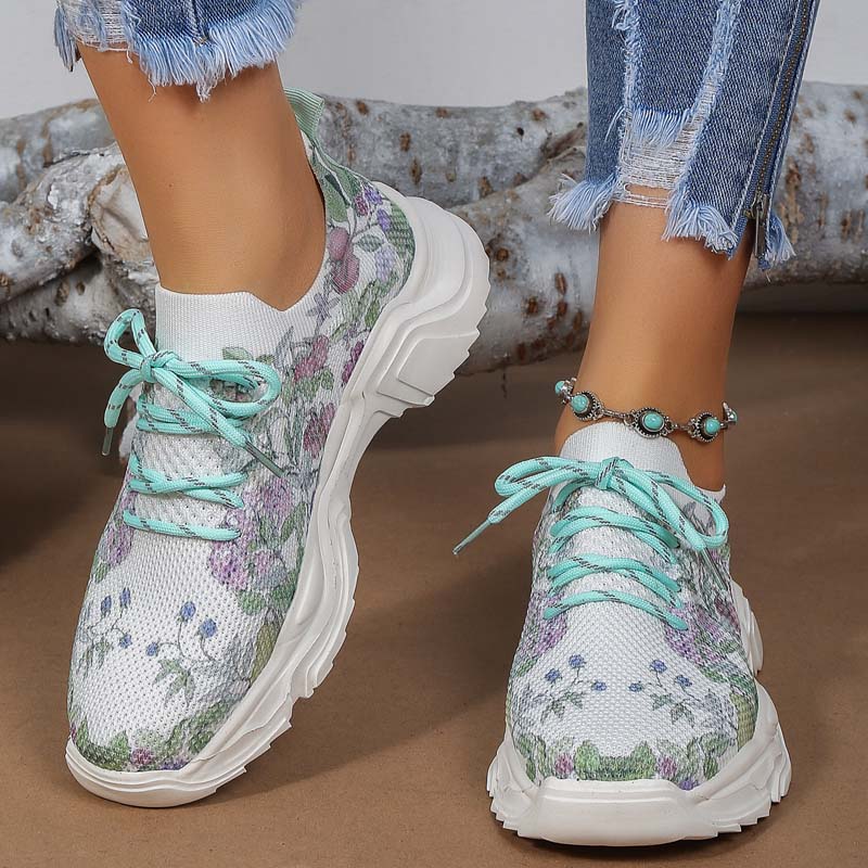 GR | Casual sneakers with floral print