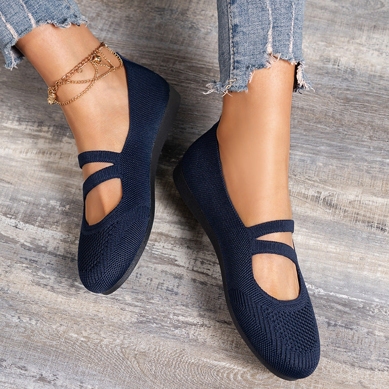 GR | Flat slippers with strap across the instep and flat sole for women