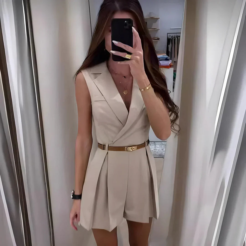 FRANCESCA™ | Stylish sleeveless jumpsuit