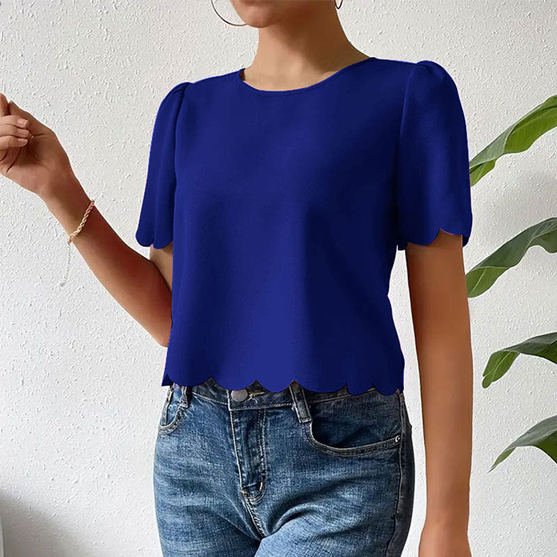 Women's top with wavy hem and airy sleeves, size