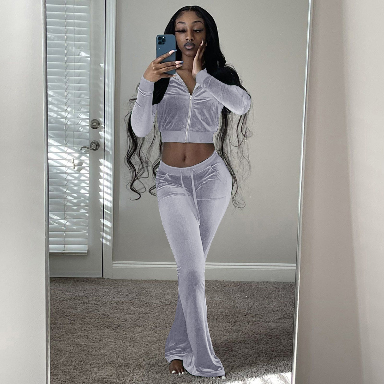 Damen Velours Tracksuit mit Zip-Front und weit geschnittener Hose GR