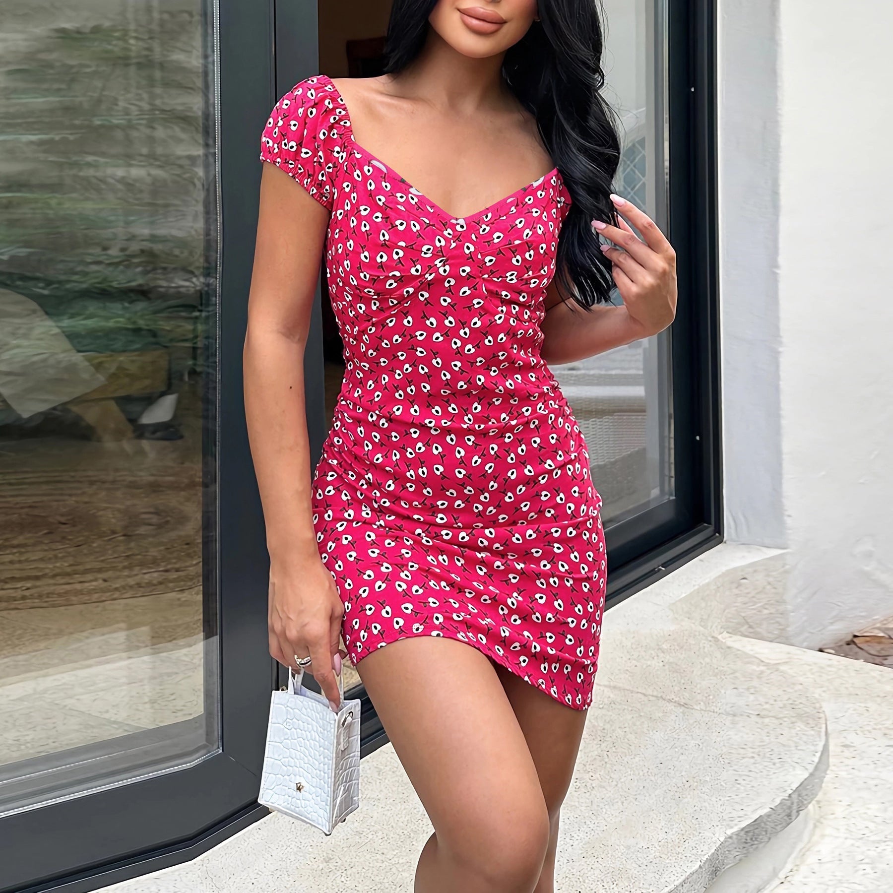 Women's floral print mini dress with puff sleeves, size