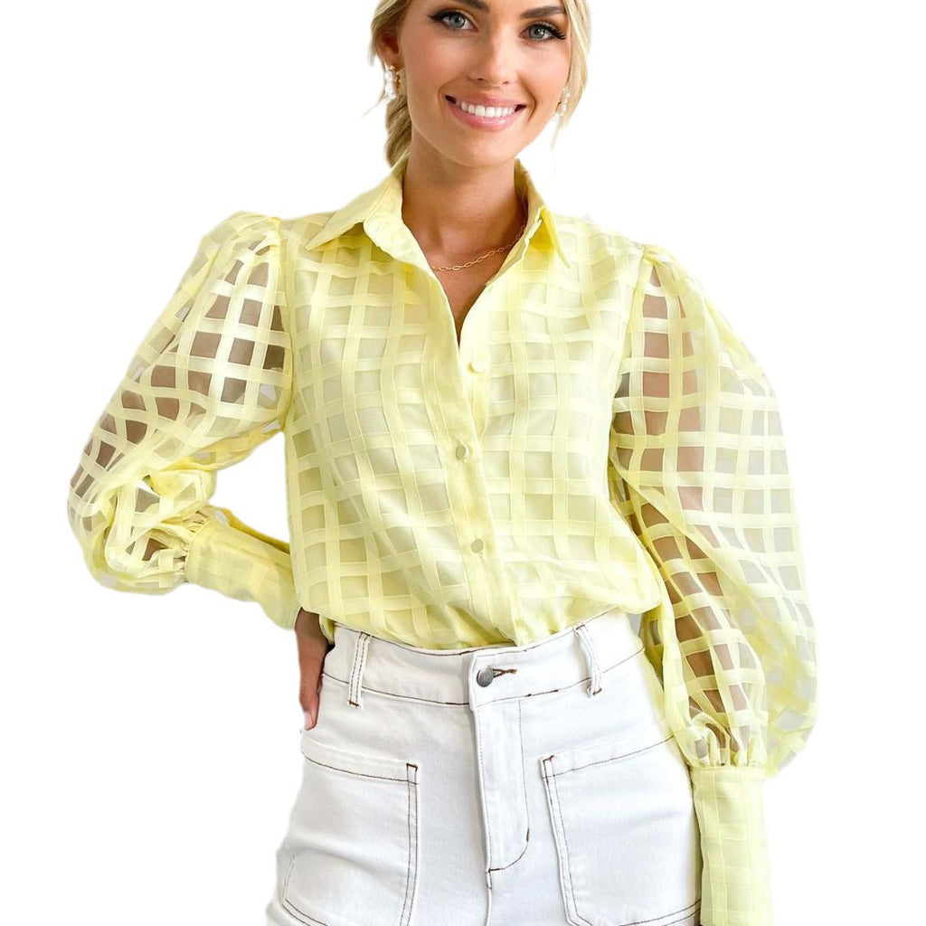 Women's checked shirt with sheer puff sleeves, size