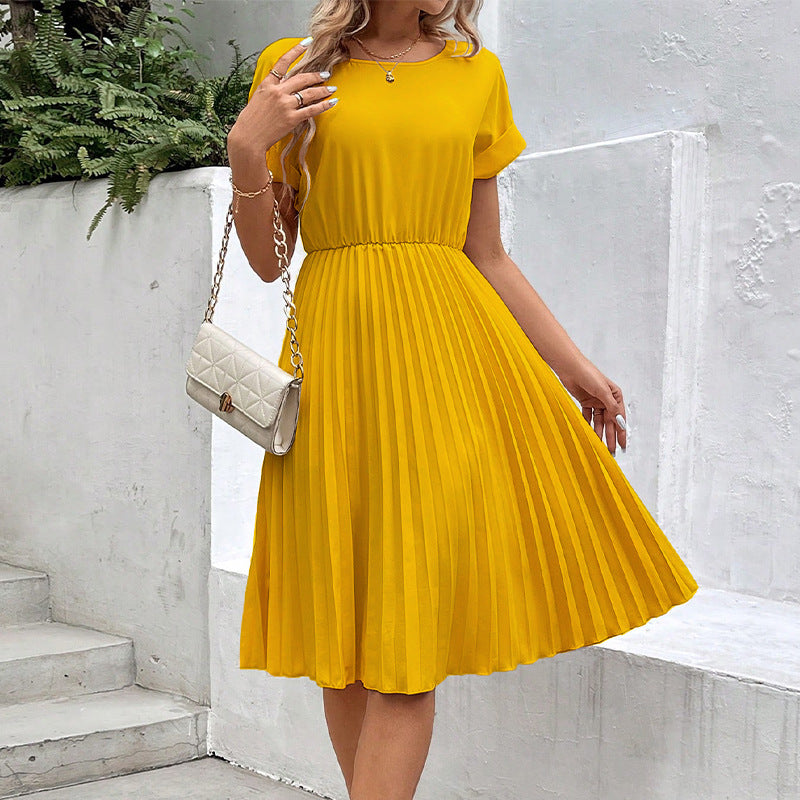 Women's pleated midi dress with elasticated waistband and short sleeves, size
