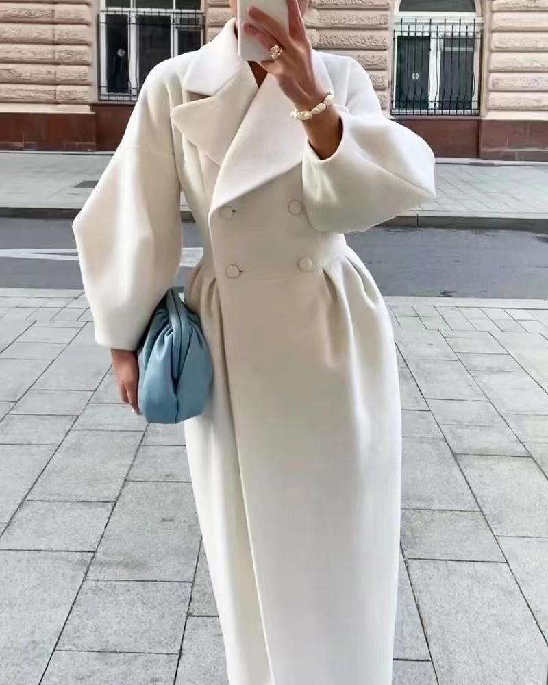 Women's Maximum Oversized Coat with Shoulder-to-Shoulder Top and Double-Brown Front, Size